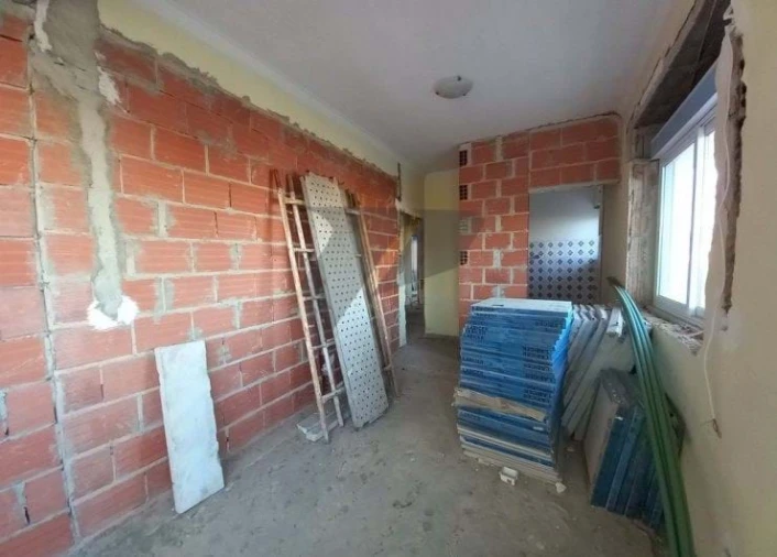 Apartamento T4 para Venda em Laranjeiro e Feijó Foto 11