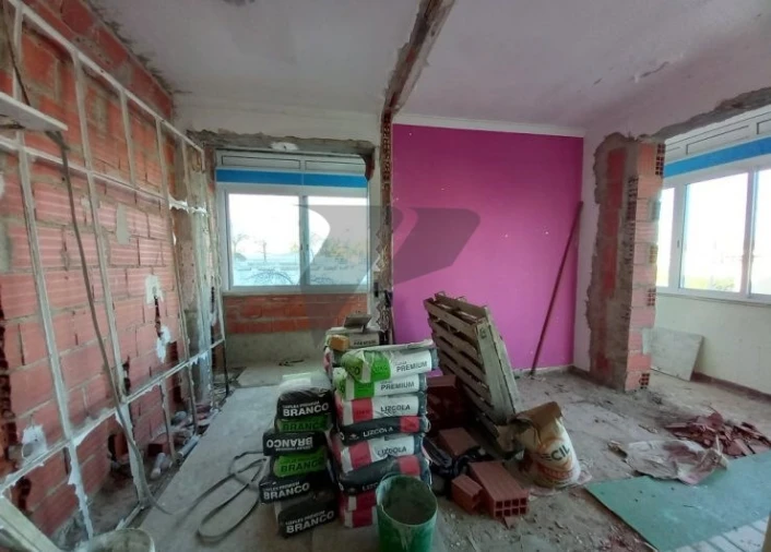 Apartamento T4 para Venda em Laranjeiro e Feijó Foto 25