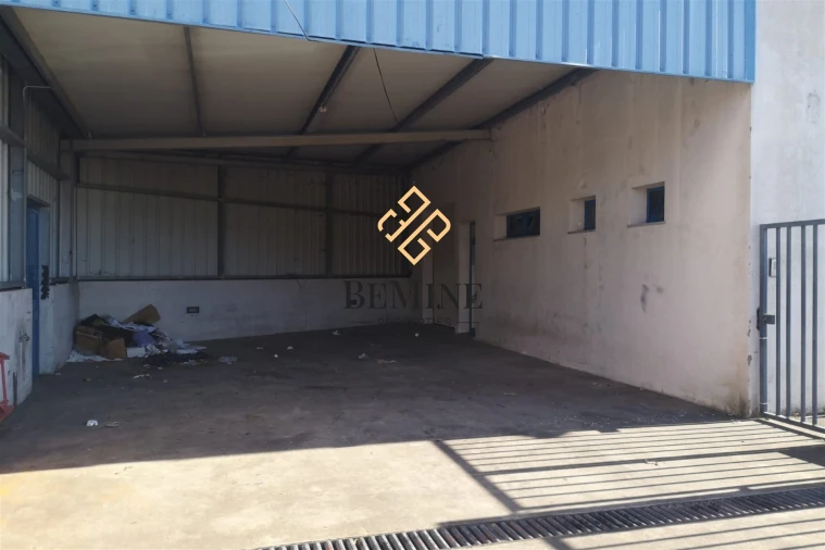 Armazém para Venda em Camacha Foto 6