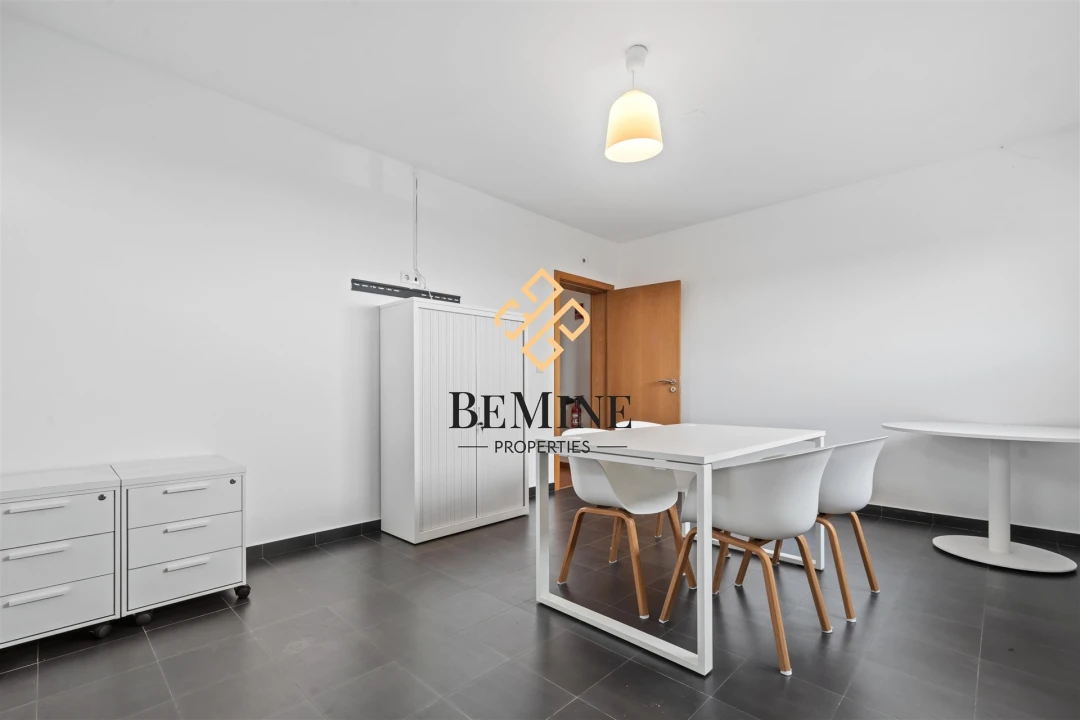 Armazém para Venda em Camacha Foto 29