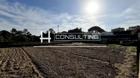Terreno para Venda em Seixal, Arrentela e Aldeia de Paio Pires
