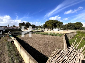 Terreno para Venda em Seixal, Arrentela e Aldeia de Paio Pires