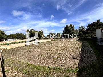 Terreno para Venda em Seixal, Arrentela e Aldeia de Paio Pires