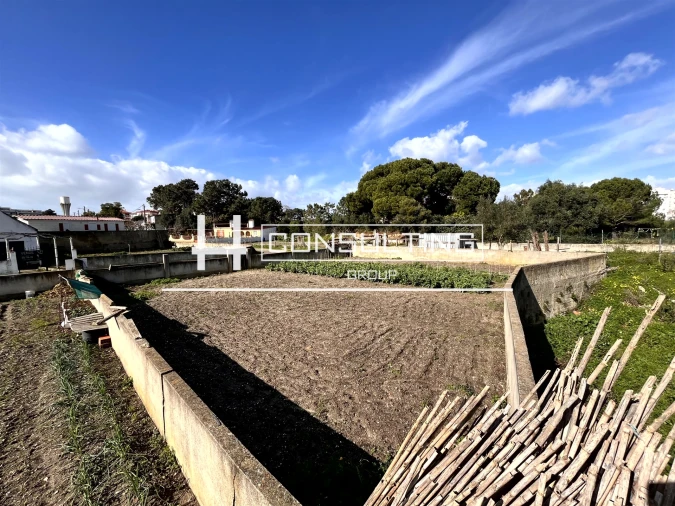 Terreno para Venda em Seixal, Arrentela e Aldeia de Paio Pires Foto 12