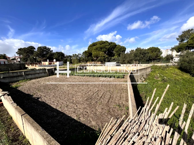 Terreno para Venda em Seixal, Arrentela e Aldeia de Paio Pires Foto 11