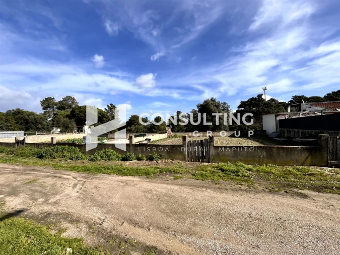 Terreno para Venda em Seixal, Arrentela e Aldeia de Paio Pires Foto 2