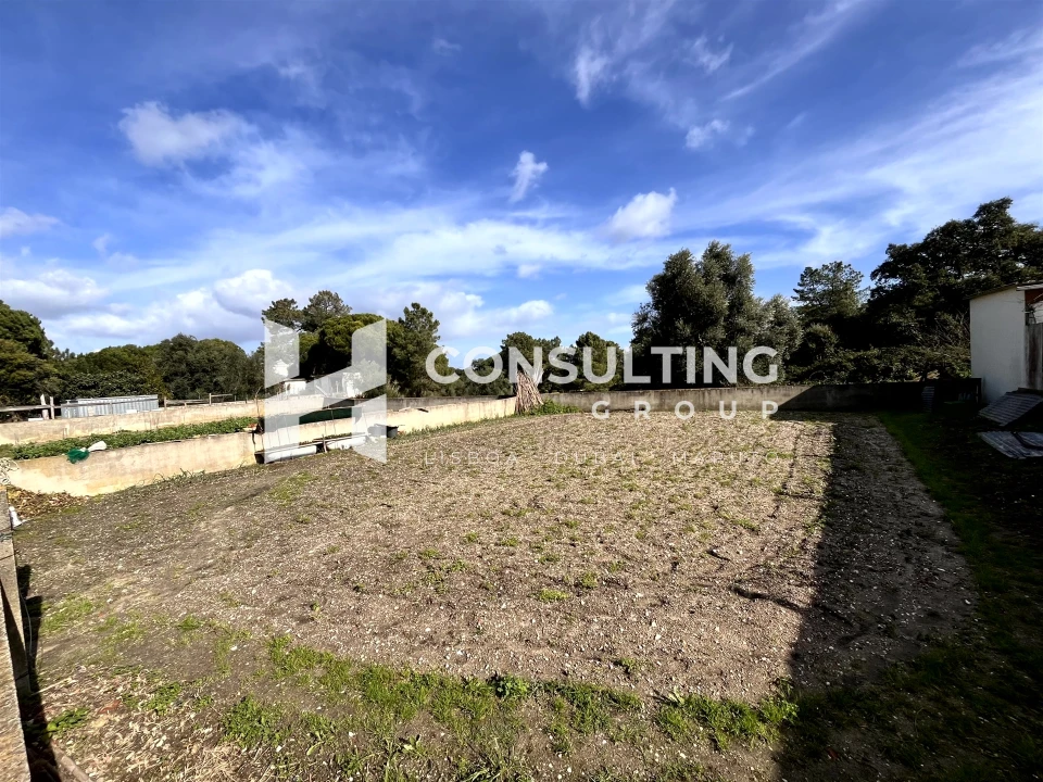 Terreno para Venda em Seixal, Arrentela e Aldeia de Paio Pires Foto 3