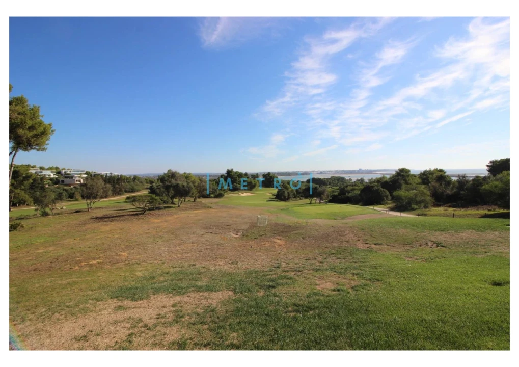 Apartamento T1 para Venda em Odiaxere Foto 5