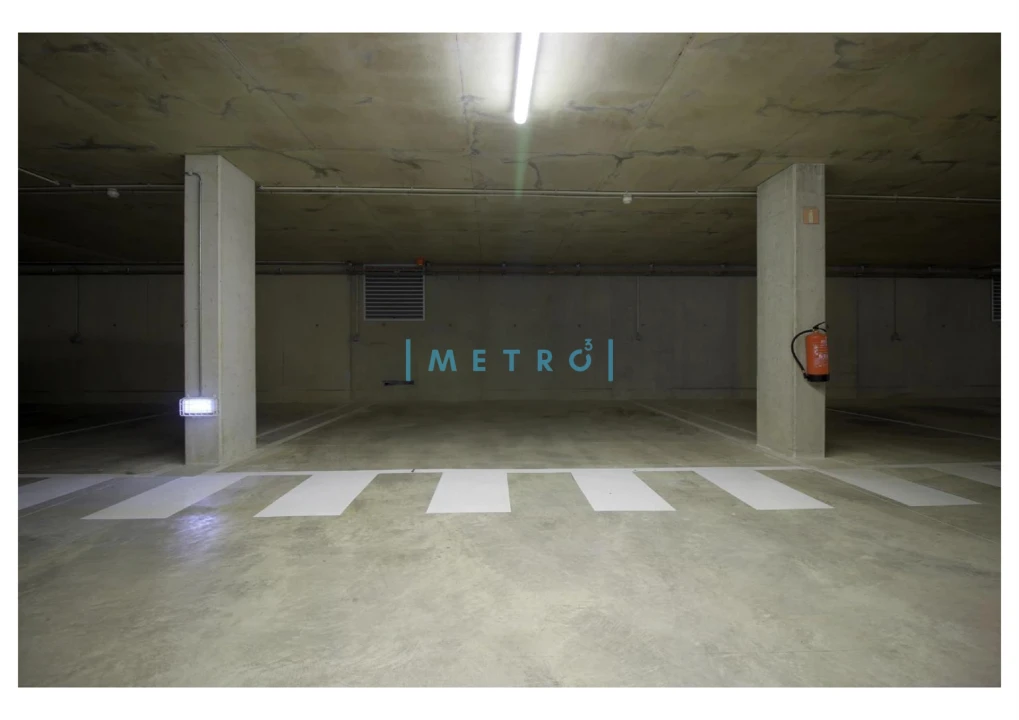 Apartamento T1 para Venda em Odiaxere Foto 14