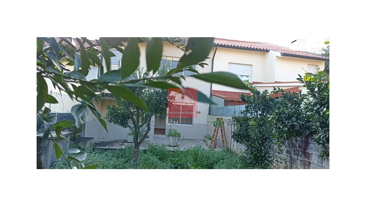Moradia T4 para Venda em Peso da Régua e Godim Foto 24