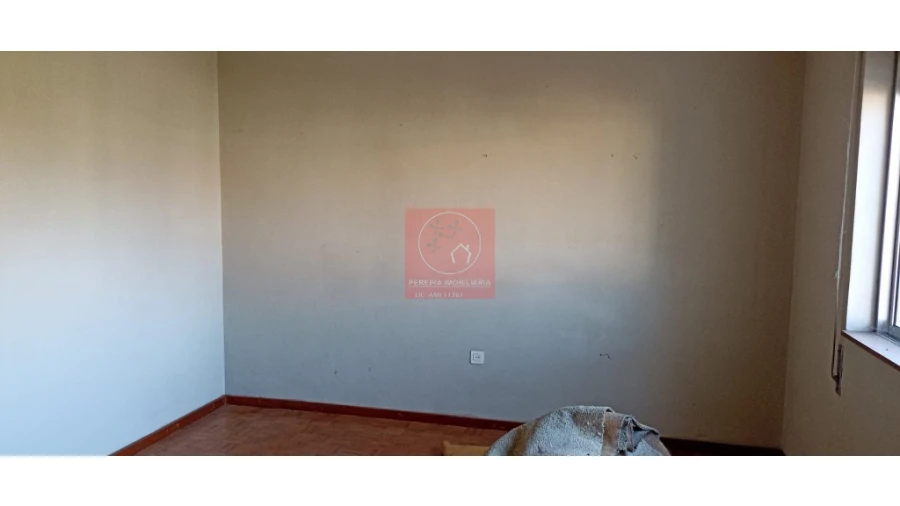 Moradia T4 para Venda em Peso da Régua e Godim Foto 12