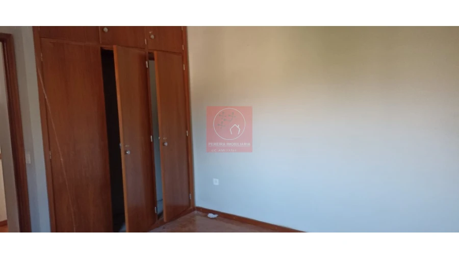 Moradia T4 para Venda em Peso da Régua e Godim Foto 20