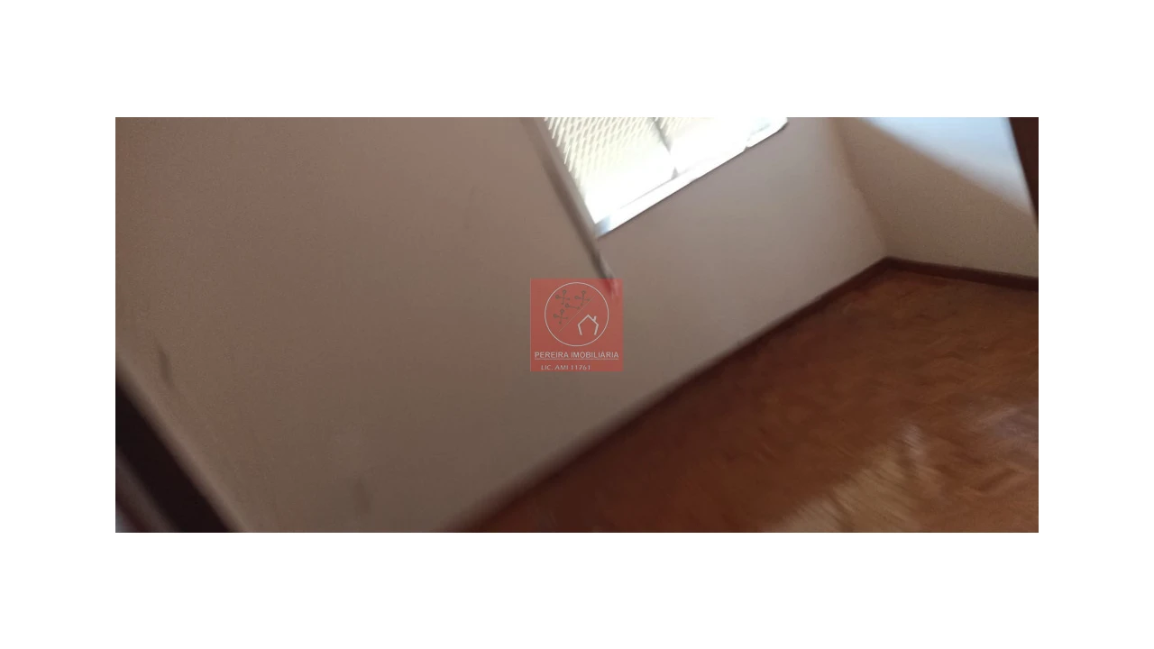 Moradia T4 para Venda em Peso da Régua e Godim Foto 21