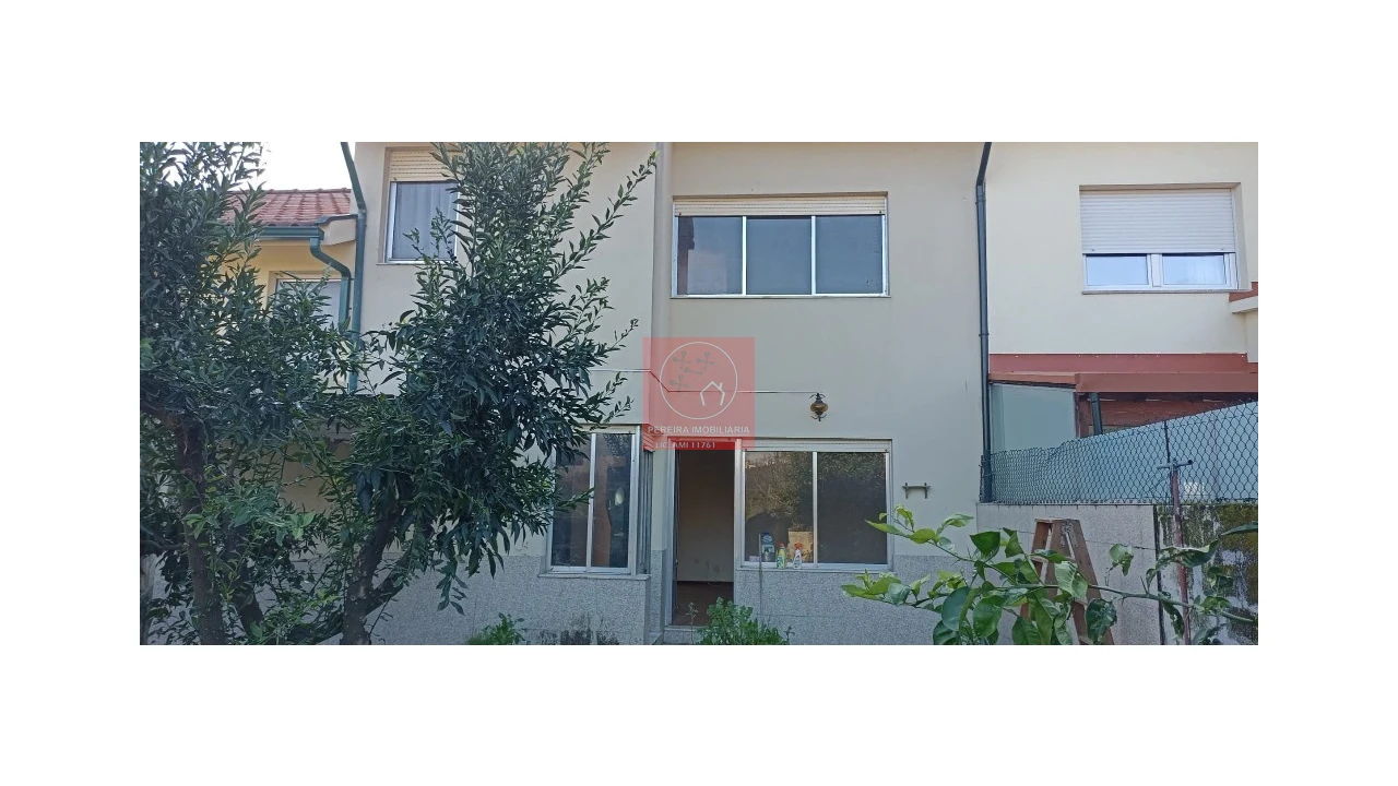 Moradia T4 para Venda em Peso da Régua e Godim Foto 17