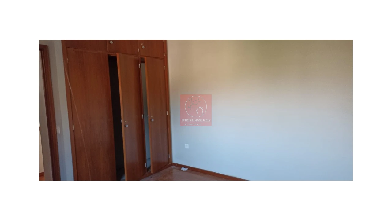 Moradia T4 para Venda em Peso da Régua e Godim Foto 20