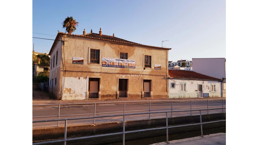 Prédio para Venda em Ferragudo Foto 6