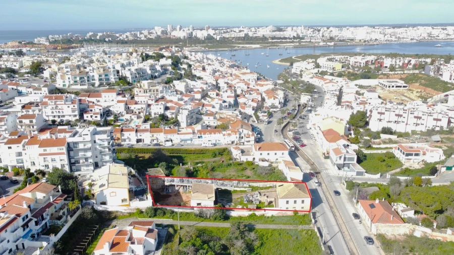 Prédio para Venda em Ferragudo Foto 1