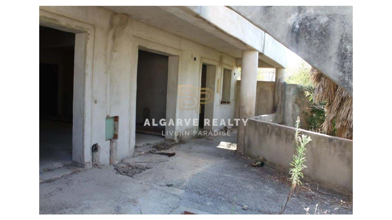 Prédio para Venda em Ferragudo Foto 18
