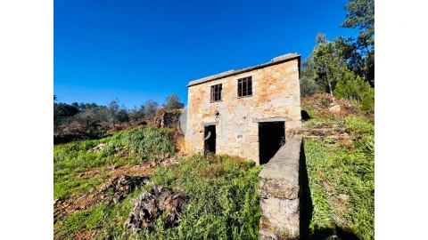 Moradia T2 para Venda em Figueiró dos Vinhos e Bairradas