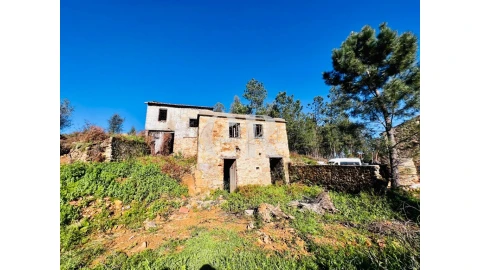 Moradia T2 para Venda em Figueiró dos Vinhos e Bairradas