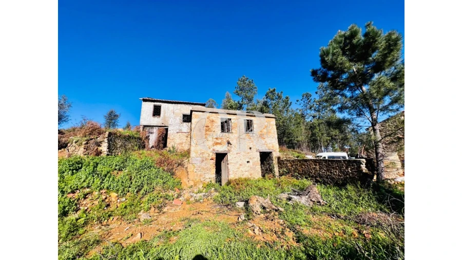 Moradia T2 para Venda em Figueiró dos Vinhos e Bairradas