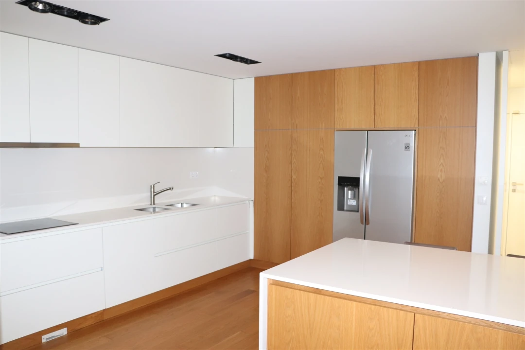 Moradia T5 para Venda em Lordelo Foto 14