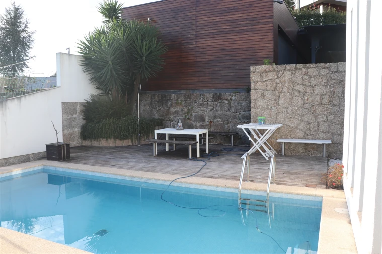 Moradia T5 para Venda em Lordelo Foto 9