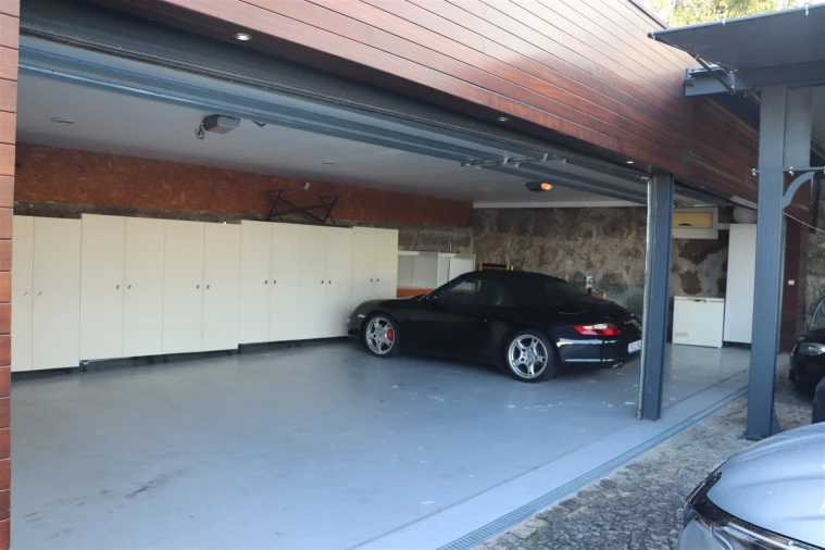 Moradia T5 para Venda em Lordelo Foto 5