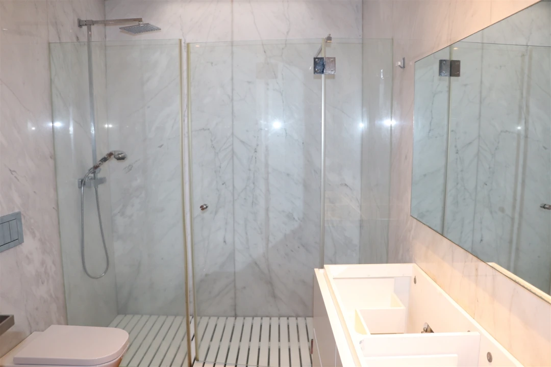 Moradia T5 para Venda em Lordelo Foto 17