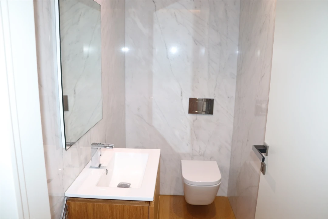 Moradia T5 para Venda em Lordelo Foto 16