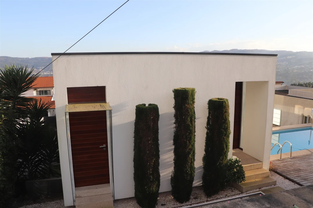 Moradia T5 para Venda em Lordelo Foto 6