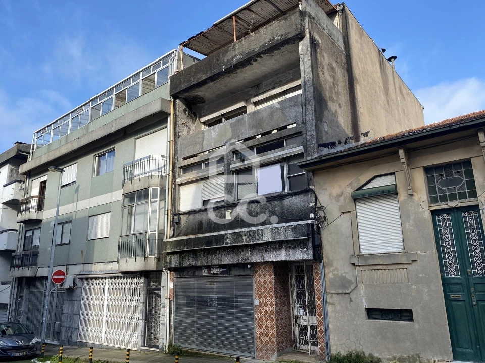 Prédio para Venda em Paranhos Foto 4