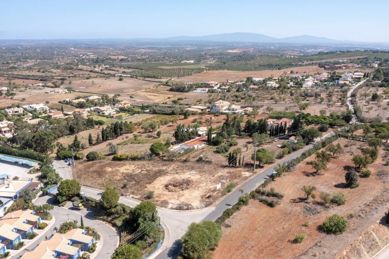 Terreno para Venda em Lagos (São Sebastião e Santa Maria) Foto 8