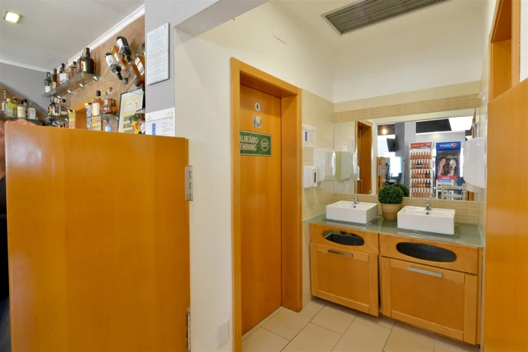 Negócio para Venda em Silveira Foto 36