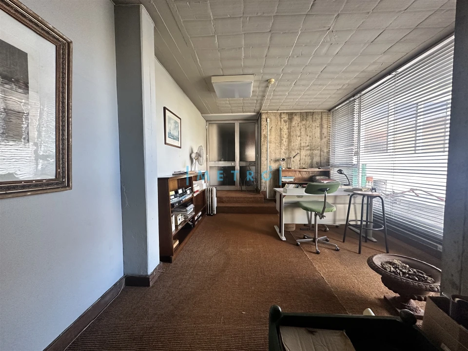 Loja para Arrendamento em Lordelo do Ouro e Massarelos Foto 1