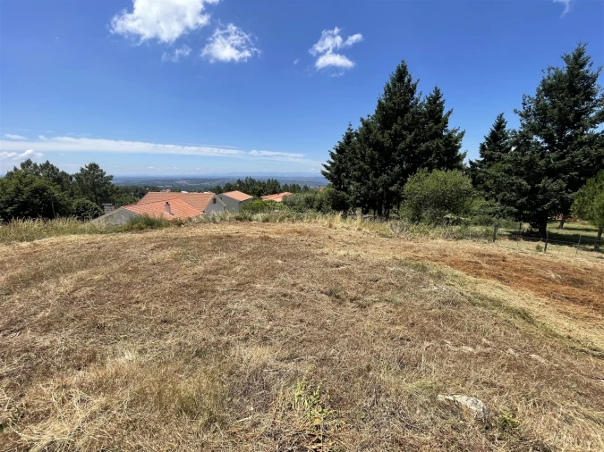 Terreno para Venda em Gouveia (São Pedro e São Julião) Foto 3