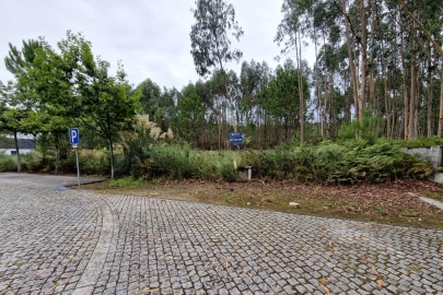 Terreno para Venda em Castêlo da Maia