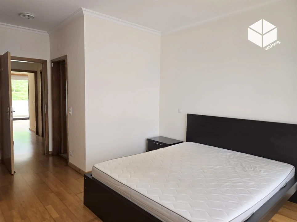 Apartamento T3 para Venda em Tavarede Foto 11
