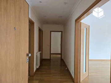 Apartamento T3 para Venda em Tavarede