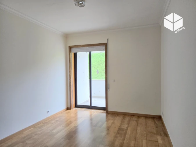 Apartamento T3 para Venda em Tavarede Foto 19