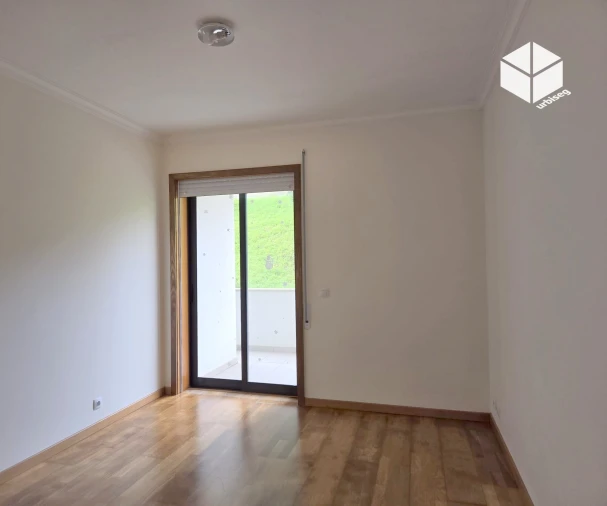 Apartamento T3 para Venda em Tavarede Foto 17