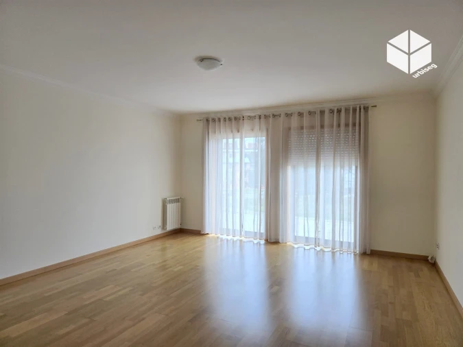 Apartamento T3 para Venda em Tavarede Foto 6