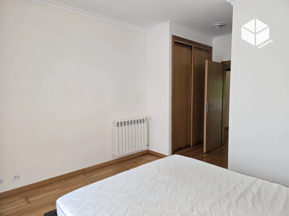 Apartamento T3 para Venda em Tavarede Foto 10