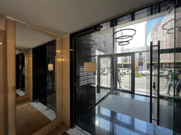 Apartamento T3 para Arrendamento em Santo António