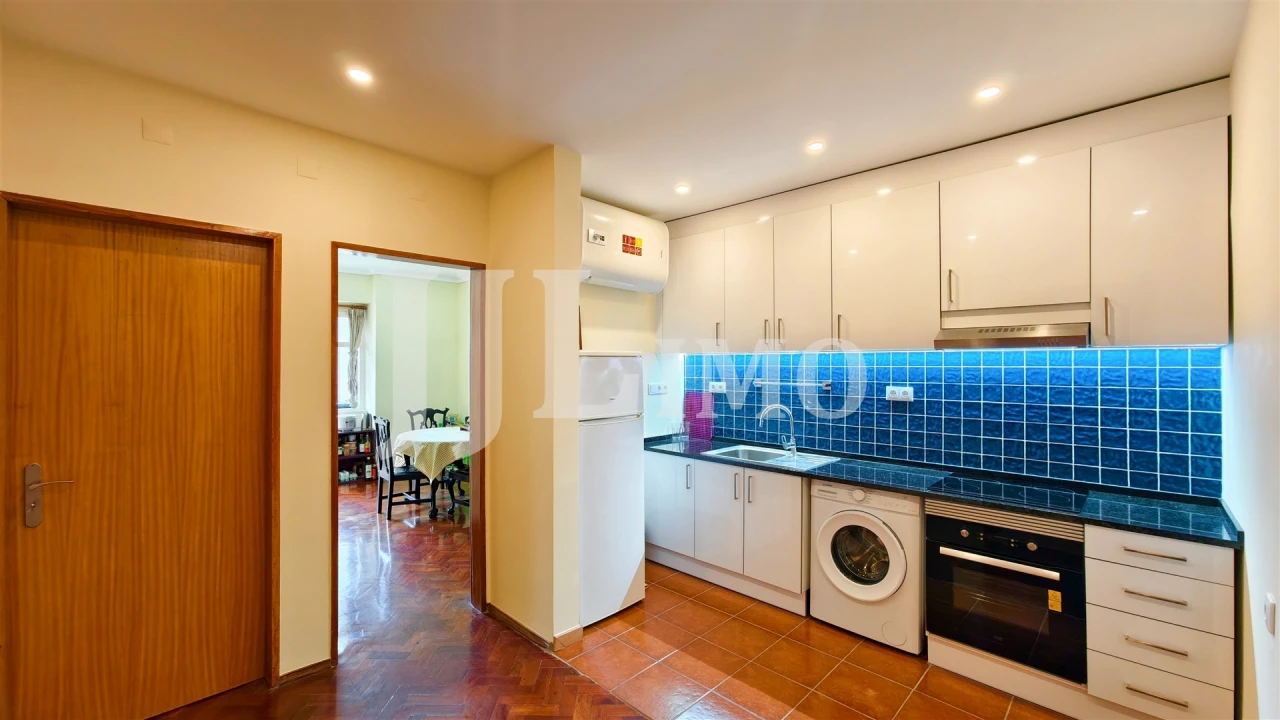 Apartamento T3 para Arrendamento em Santo António Foto 5