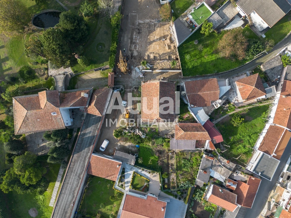 Moradia T6 para Venda em Urgezes Foto 13