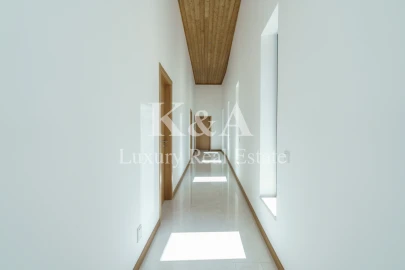 Moradia T4 para Venda em Loule (São Sebastião)