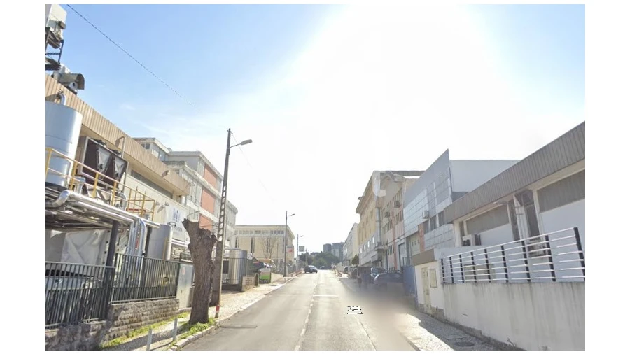 Armazém para Venda em Sacavém e Prior Velho Foto 7