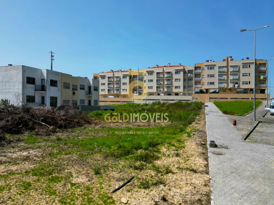 Terreno para Venda em São João de Ver Foto 1