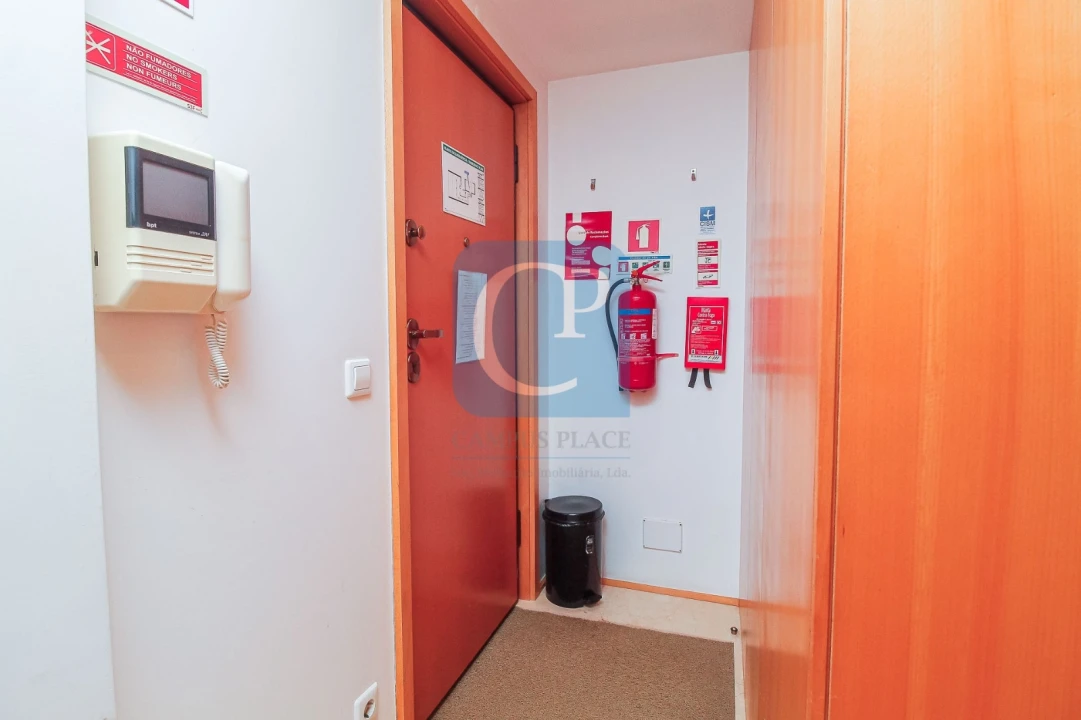 Apartamento T3 para Venda em Aldoar, Foz do Douro e Nevogilde Foto 24